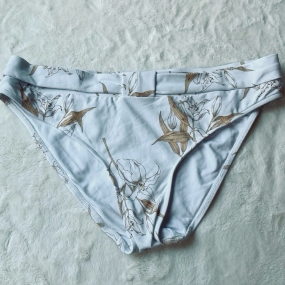 Floral Print Bikini Bottom white/tan, NWOT, Sz S, HIGH QUALITY FABRIC! So pretty